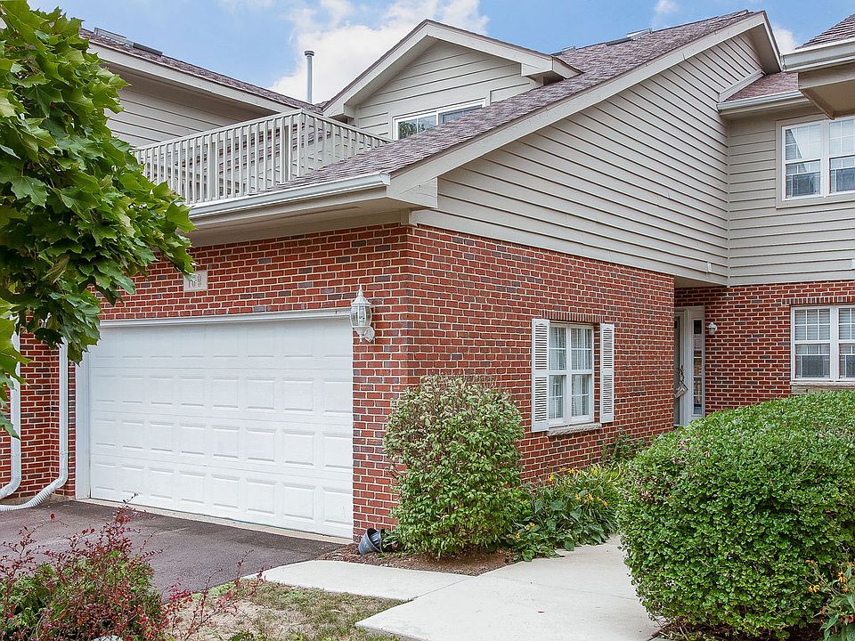 1st image of 109 Willow Creek Ln