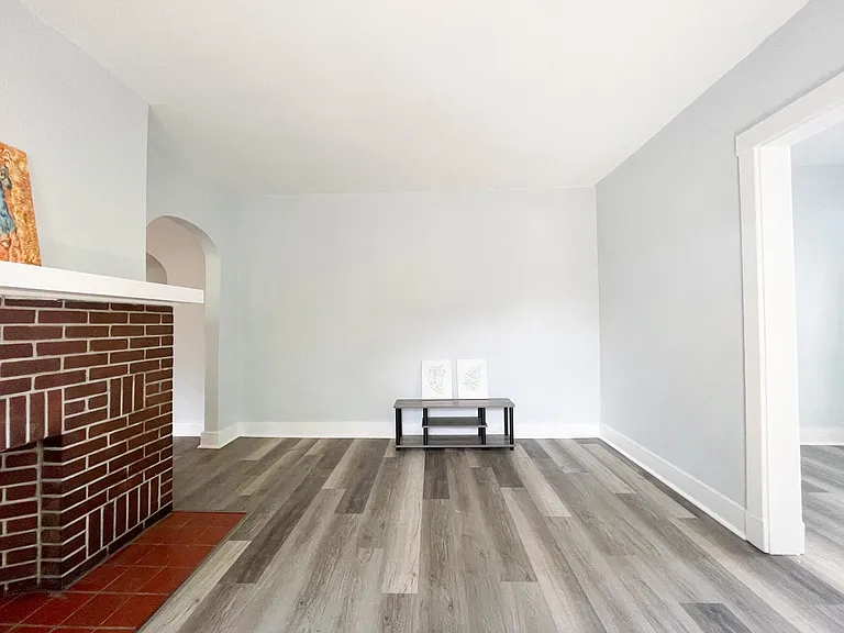 5725 Phillips Ave — Photo 10