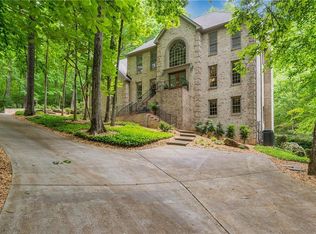635 Grimes Bridge Lndg, Roswell, GA 30075