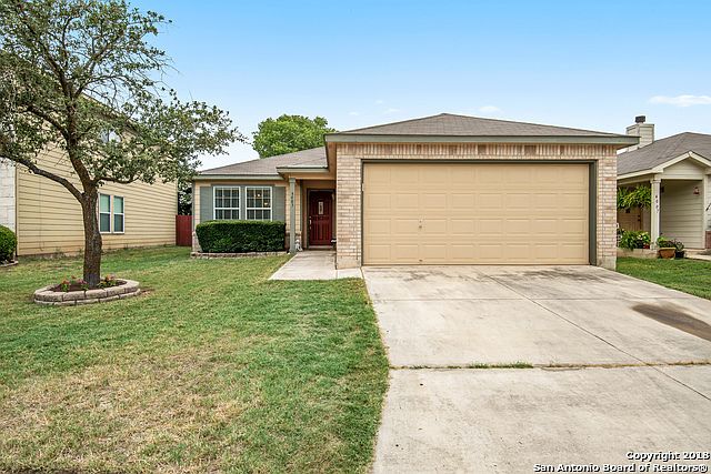 1st image of 4003 Privet Pl