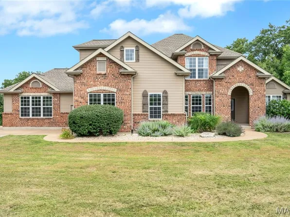 1 Cedar Lake Ct, Troy, MO 63379