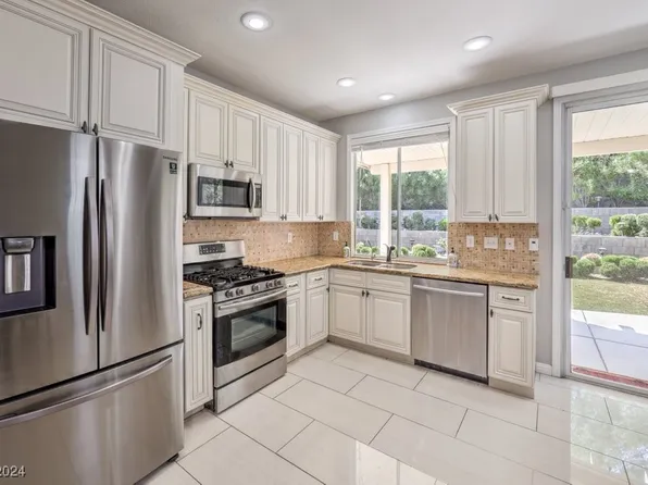 325 Lilac Arbor St, Las Vegas, NV 89144