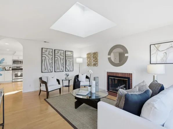 1660 McKinley St, San Mateo, CA 94403