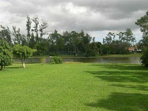 Lake view from your patio wonderful fruit trees in yard
