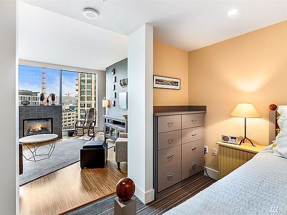 2nd image of 820 Blanchard St Unit 1304