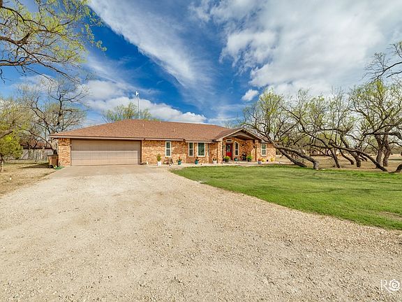 4th image of 11381 Dove Creek Ln E