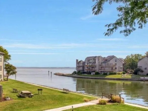 7010 Channel Village Ct APT 102, Annapolis, MD 21403