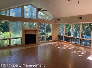 3513 Lakeshore Dr, Tallahassee, FL 32312