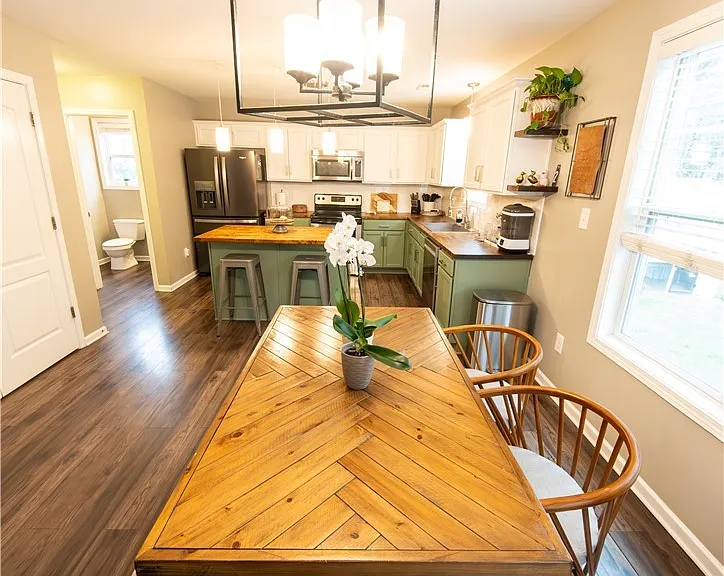 622 Omaha Dr — Photo 10