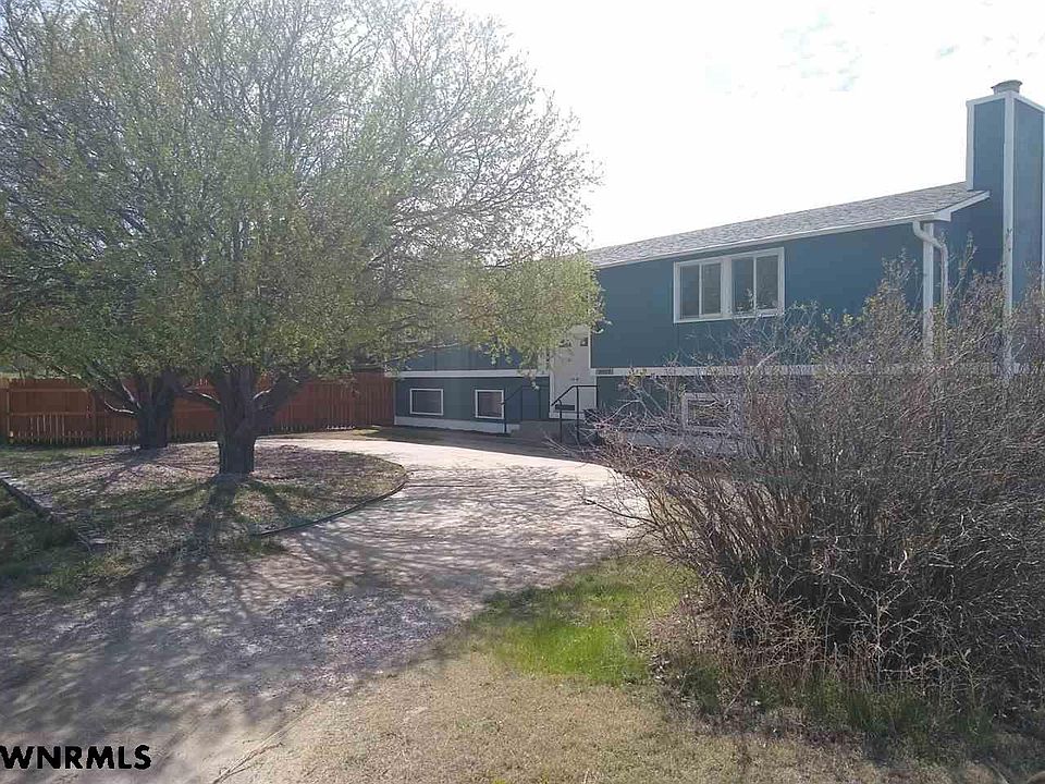 1st image of 180009 Thomas Dr