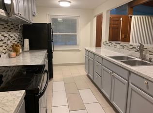 29708 Pleasant Trl, Southfield, MI 48076