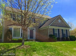 5804 Birch White Ct, Woodbridge, VA 22193