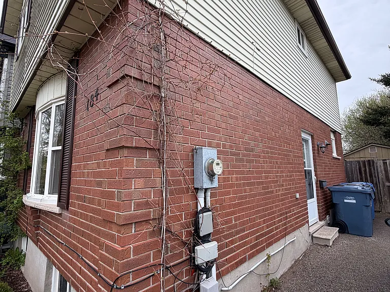 184 Ironwood Rd — Photo 2