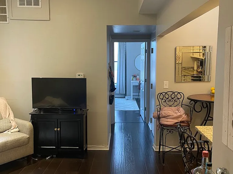 1657 T North Halsted St #2F — Photo 9