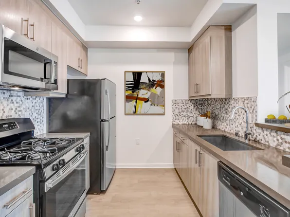 Vues on Gordon, 1558 Gordon St APT 102, Los Angeles, CA 90028