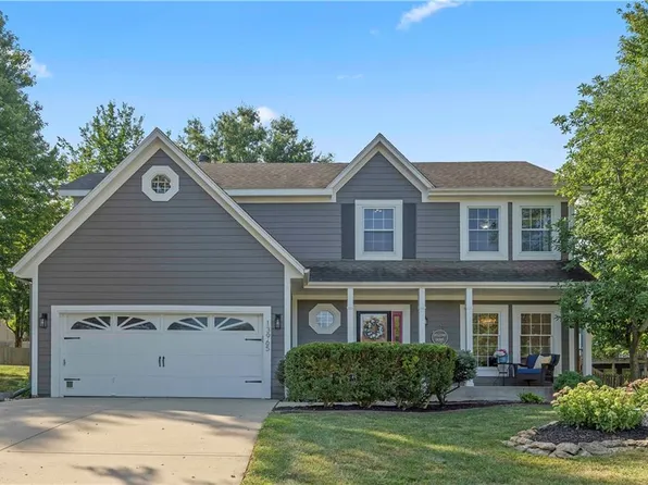 13965 W 143rd Ct, Olathe, KS 66062