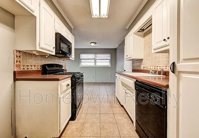 320 Cedar Crest Dr — Photo 14