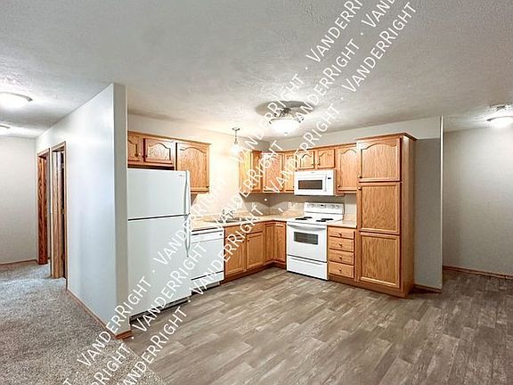 3rd image of 2230 N Devon Ave #108