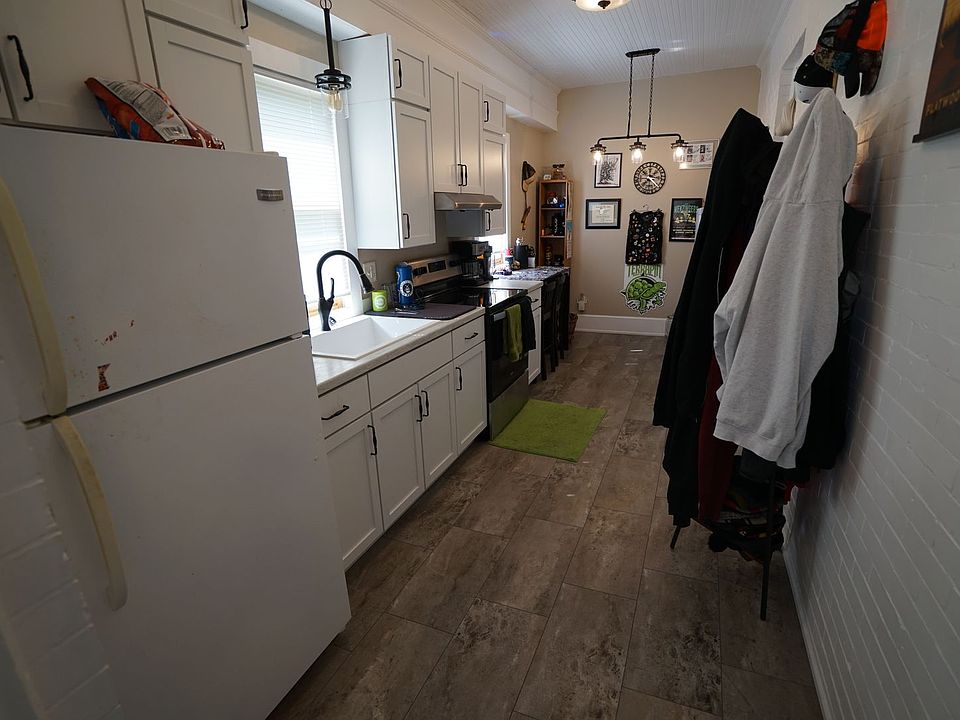 409m 409 E Main St Mount Horeb WI Zillow