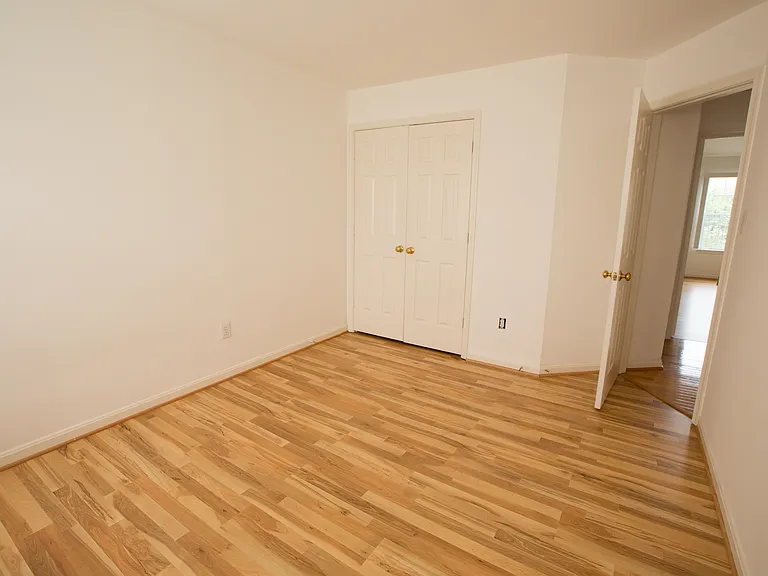 2911 Jessica Ct — Photo 20