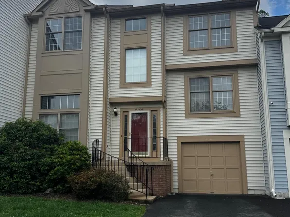6520 Palisades Dr, Centreville, VA 20121