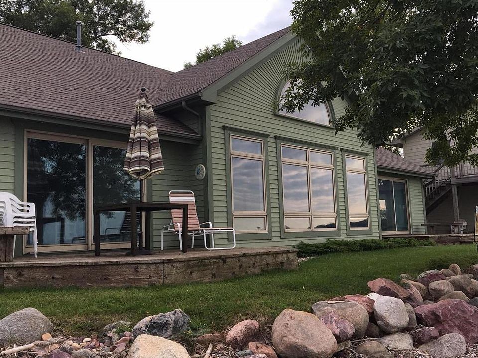1st image of 24590 140th St