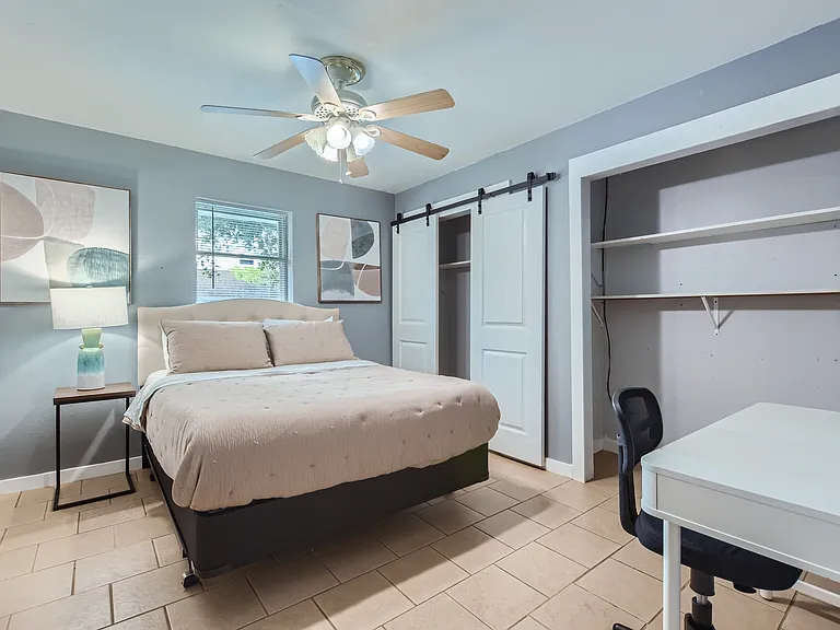 1308 Ashbury Dr — Photo 5