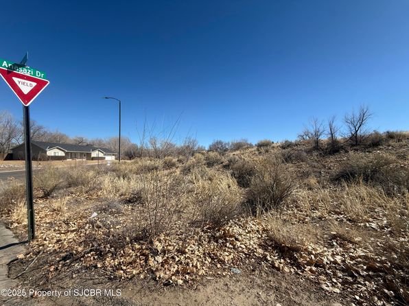 Nya Anasazi Dr, Aztec, NM 87410