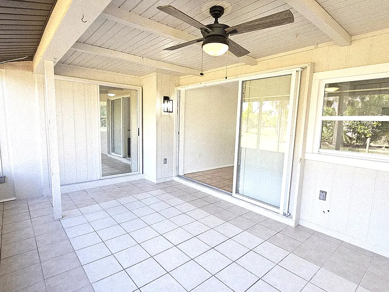 Large screened lanai