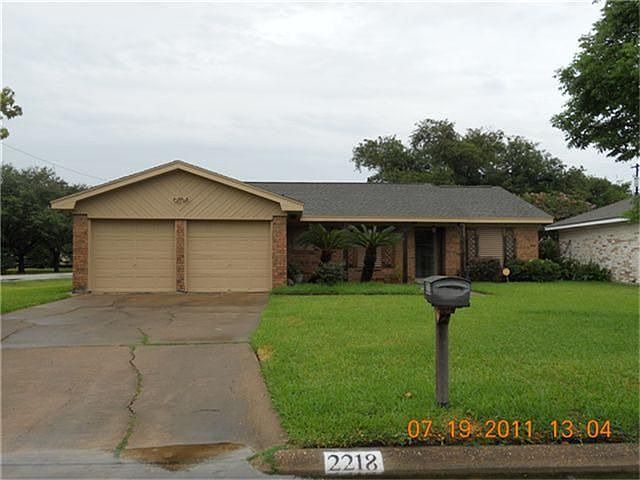 1st image of 2218 23rd Ave N