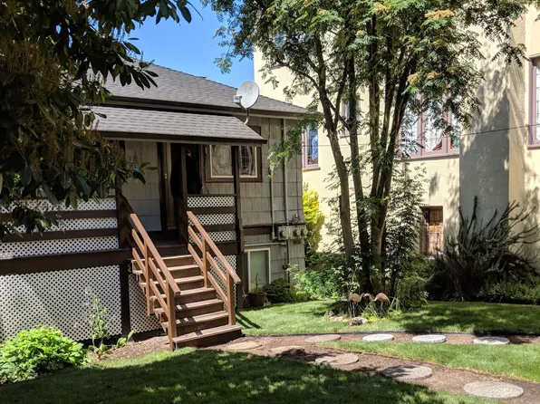 629 12th Ave E #A, Seattle, WA 98102