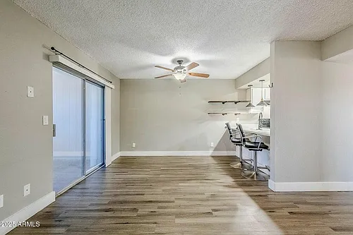 1826 N Spg #201 Photo 1