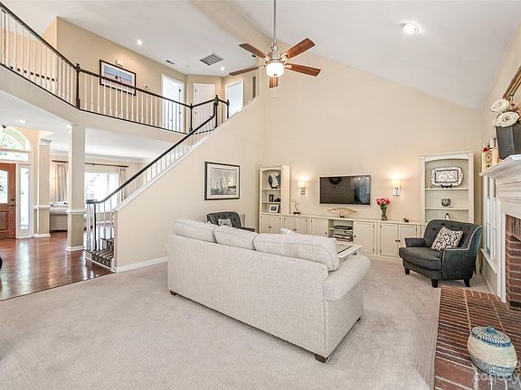 4th image of 4720 Avonwood Ln