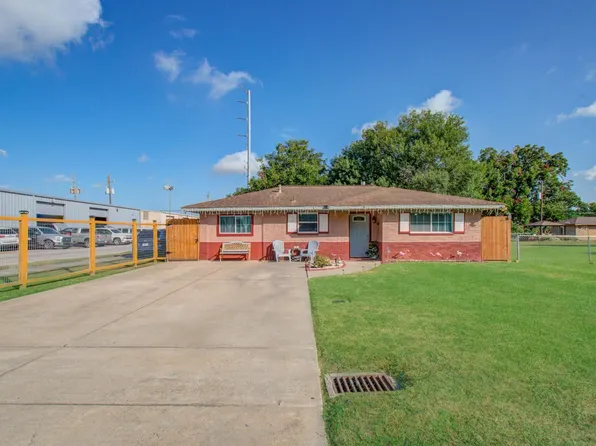 1115 Iowa St, South Houston, TX 77587