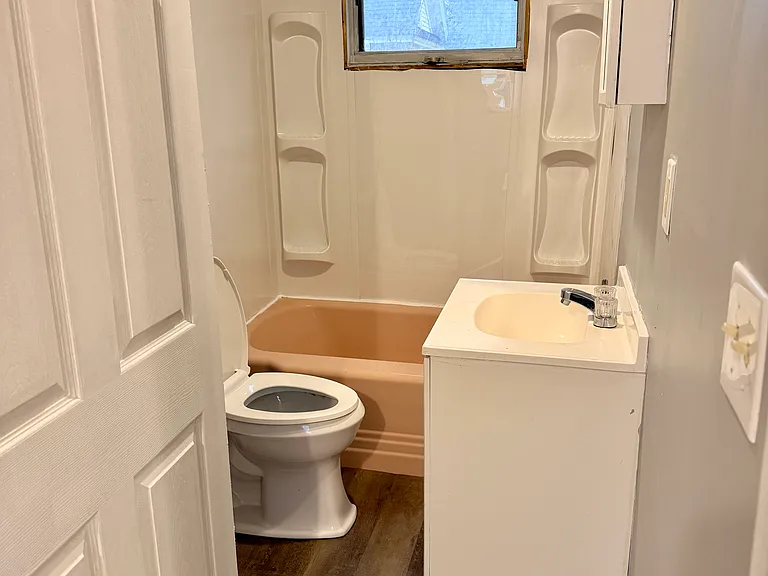 79 Willow St #2 — Photo 5