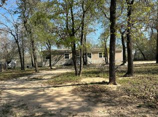 1100 Big Leaf Rd, San Antonio, TX 78264