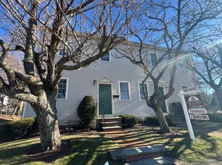 1050 Chestnut St #1050, Newton Upper Falls, MA 02464