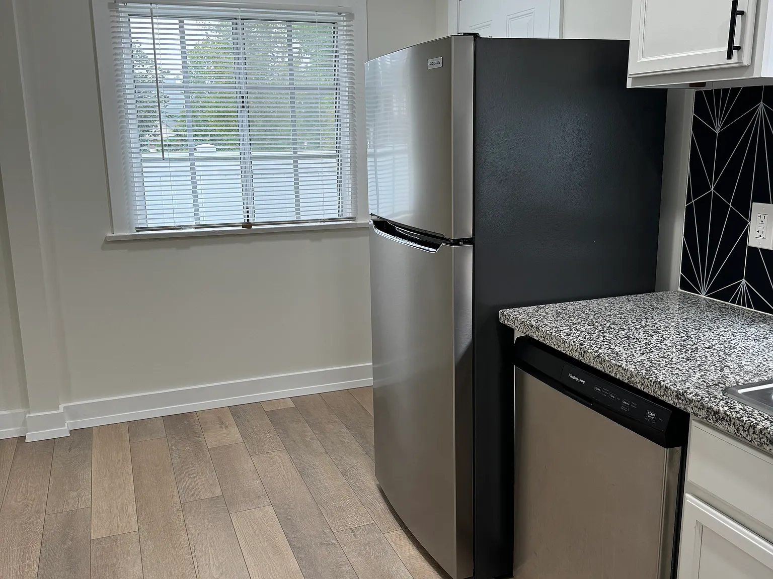 4543 Alumni Ave — Photo 3