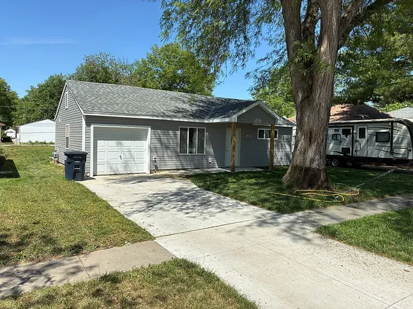 6920 Logan Ave, Lincoln, NE 68507