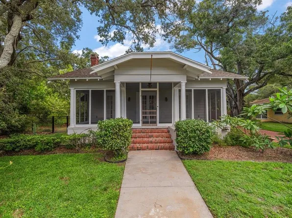 1136 Jackson Rd, Clearwater, FL 33755