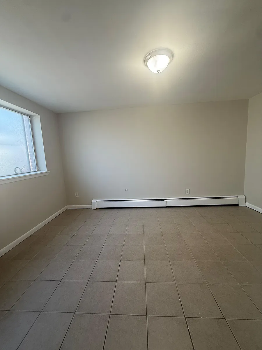 Building Photo - 104 Montclair Ave #6