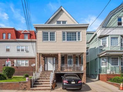 77 W 54th St, Bayonne, NJ, 07002