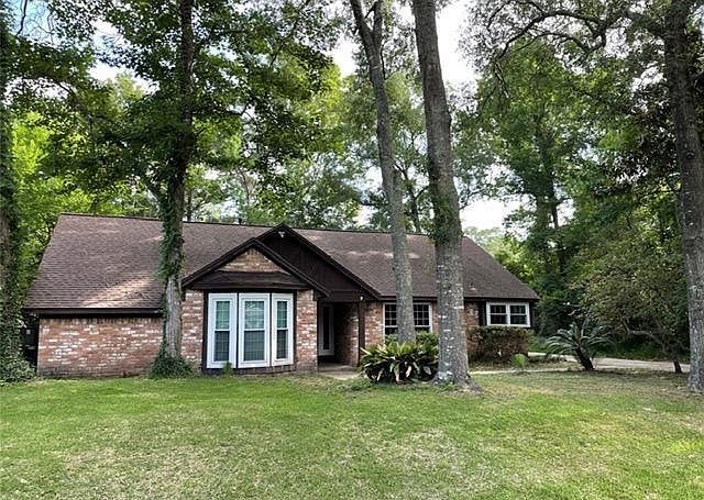 1st image of 727 Angelina Dr