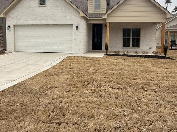 62 Pine St, Marion, AR 72364