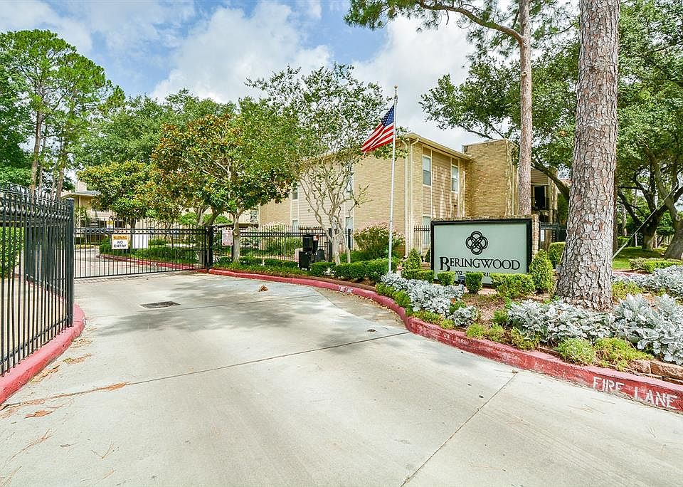 1st image of 724 Bering Dr