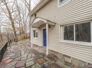 68 Mount Glen Rd, Ringwood, NJ 07456