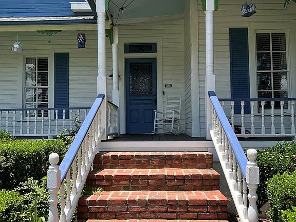 3rd image of 720 S Main St