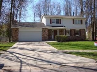 501 Harper Ln, Midland, MI 48640