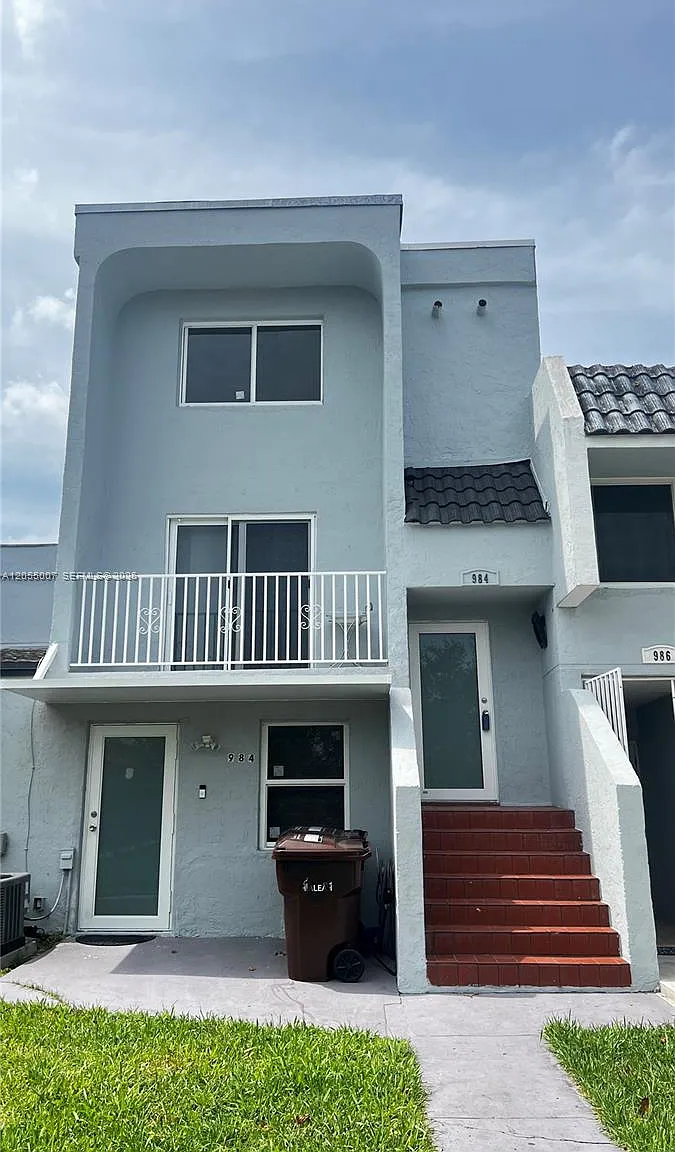Mango Hill Condo Xix Ph I — Photo 1