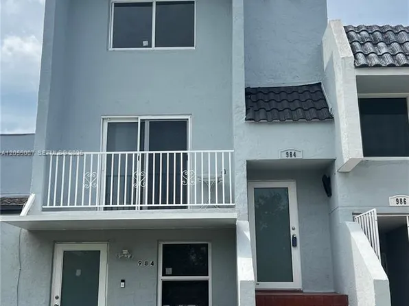 984 W 40th St #2, Hialeah, FL 33012